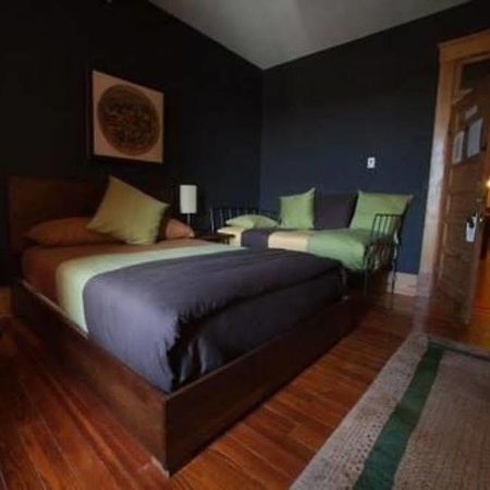 Hotel Frederick Буунвил Екстериор снимка